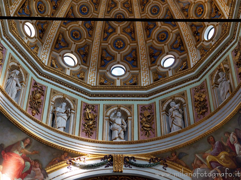 Milan (Italy) - Statues of the apostles at the base of the dome of the Church of Santa Maria dei Miracoli